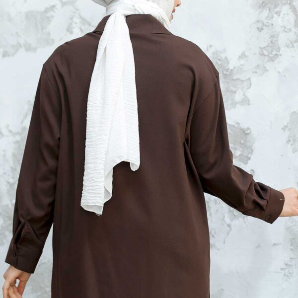 قميص حجاب بني بأزرار منقط 10564kh