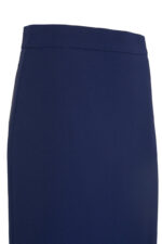 تنورة أساسية باللون الأزرق الداكن