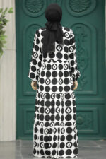 نيفا ستايل - فستان حجاب أسود منقوش 89741s - صورة من 2